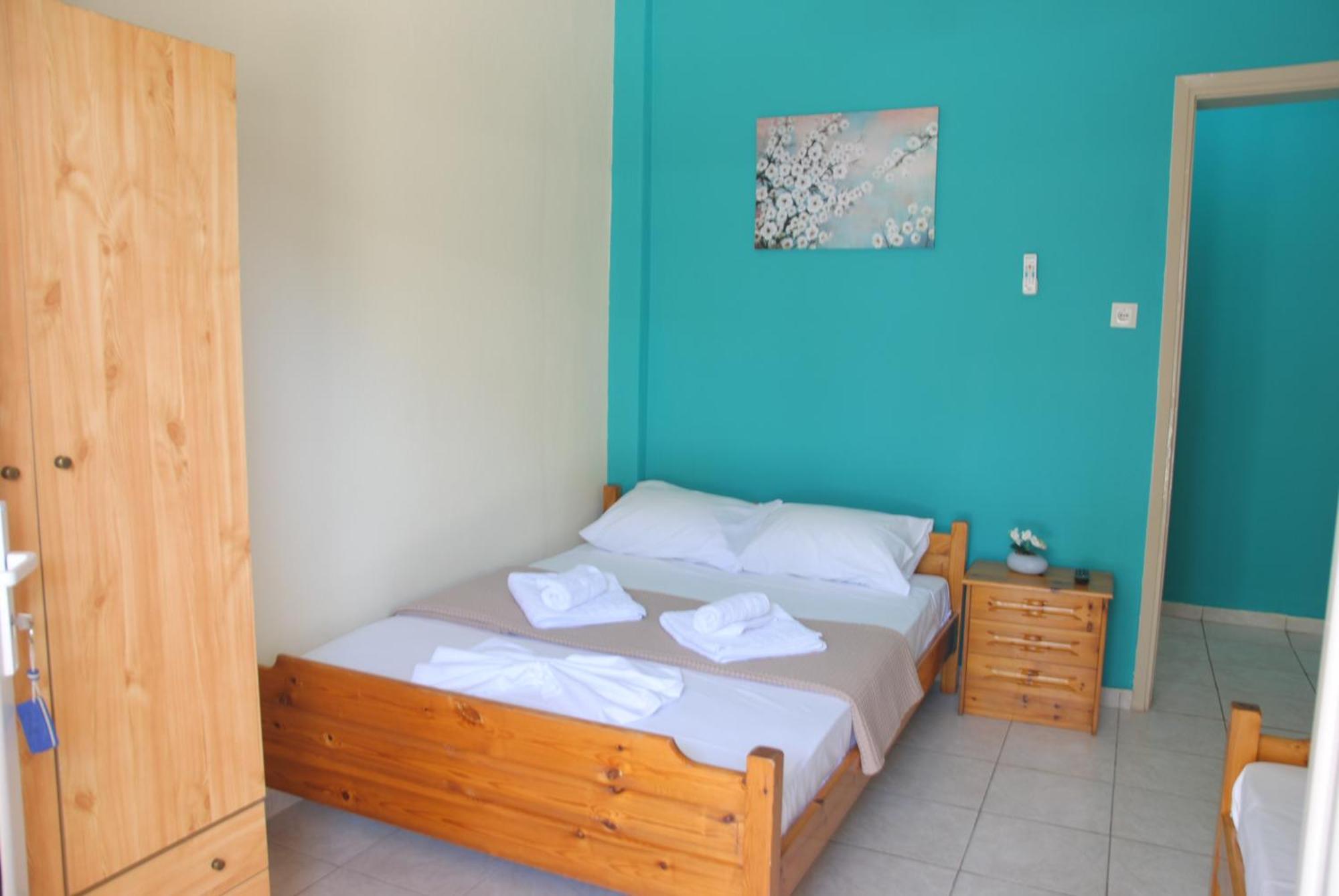 Light Blue Paralia Apartments Exterior photo